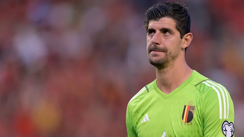 Top thủ môn hay nhất Euro ấn tượng của tuyển Bỉ góp mặt là Thibaut Courtois (Belgium)