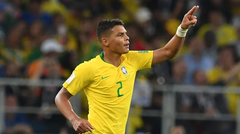 Top hậu vệ hay nhất Copa America của tuyển PSG là Thiago Silva (Brazil)