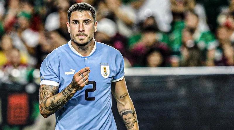 Sự xuất sắc trong top hậu vệ hay nhất Copa America của José María Giménez (Uruguay)